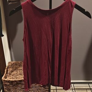 Old Navy Burgundy Scoop Neck Tank Top